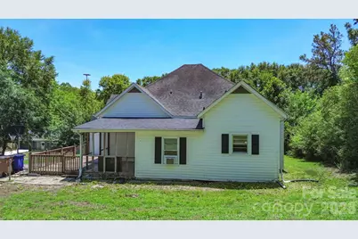 638 W Main Extension, Lincolnton, NC 28092 - Photo 19
