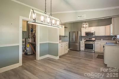 638 W Main Extension, Lincolnton, NC 28092 - Photo 9