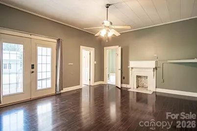 638 W Main Extension, Lincolnton, NC 28092 - Photo 5