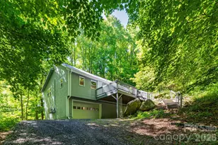 109 Narrow Wy Rd, Burnsville, NC 28714 - Photo 1