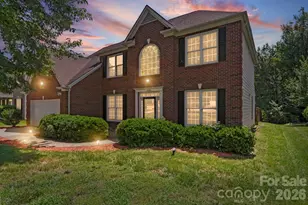 3124 Arklow Rd, Charlotte, NC 28269 - Photo 1