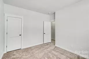 9521 Munsing Dr, Charlotte, NC 28269 - Photo 5