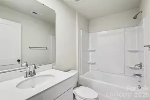9521 Munsing Dr, Charlotte, NC 28269 - Photo 31