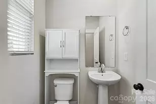9521 Munsing Dr, Charlotte, NC 28269 - Photo 17