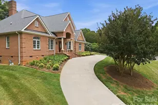 540 Hickory Dr, Salisbury, NC 28144 - Photo 3