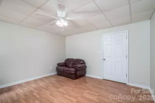 2479 Old Pond Dr, Lincolnton, NC 28092 - Photo 23