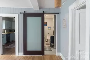 10 Washington Ave, Asheville, NC 28804 - Photo 9
