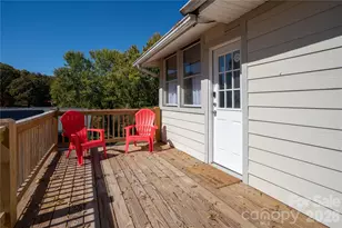 10 Washington Ave, Asheville, NC 28804 - Photo 25