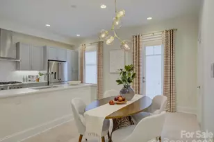 335 E Tremont Ave, Charlotte, NC 28203 - Photo 11