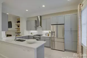 335 E Tremont Ave, Charlotte, NC 28203 - Photo 9