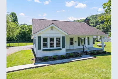 40 Avery Street, Waynesville, NC 28786 - Photo 3