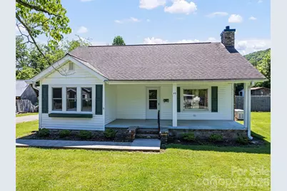 40 Avery Street, Waynesville, NC 28786 - Photo 1