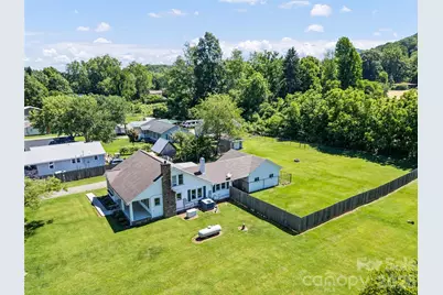 40 Avery Street, Waynesville, NC 28786 - Photo 5