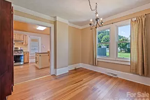 40 Avery St, Waynesville, NC 28786 - Photo 19