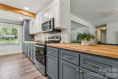 8420 Wilson Woods Drive, Charlotte, NC 28227 - Photo 3