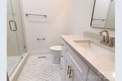405 19th Avenue Circle NW, Hickory, NC 28601 - Photo 29