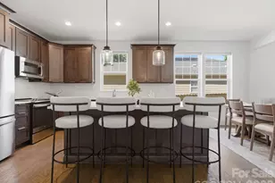 129 S Gardner Ave, Charlotte, NC 28208 - Photo 7