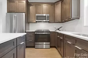 129 S Gardner Ave, Charlotte, NC 28208 - Photo 11