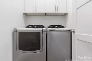 129 S Gardner Ave, Charlotte, NC 28208 - Photo 37