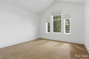 129 S Gardner Ave, Charlotte, NC 28208 - Photo 31