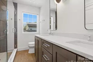 129 S Gardner Ave, Charlotte, NC 28208 - Photo 33