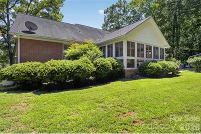 8234 Dennis Road, Charlotte, NC 28227 - Photo 5