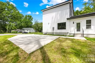 5113 Banfshire Rd, Charlotte, NC 28215 - Photo 5
