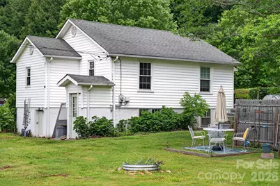 1327 Hwy 268 Highway, Lenoir, NC 28645 - Photo 11