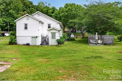 1327 Hwy 268 Highway, Lenoir, NC 28645 - Photo 13