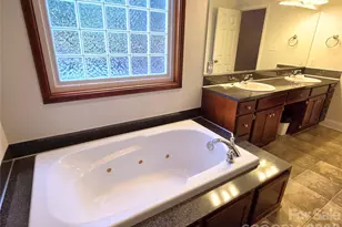 1700 Sassafras Ln, Newton, NC 28658 - Photo 13