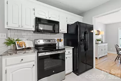 717 Peregrine Court, Gastonia, NC 28056 - Photo 9