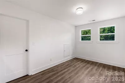 209 East Dixon Street, Lincolnton, NC 28092 - Photo 19