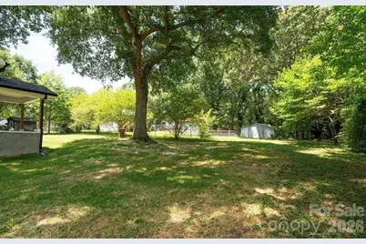 209 East Dixon Street, Lincolnton, NC 28092 - Photo 27