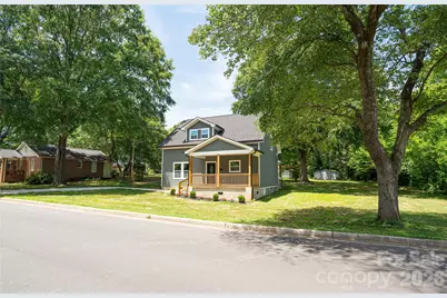 209 East Dixon Street, Lincolnton, NC 28092 - Photo 1