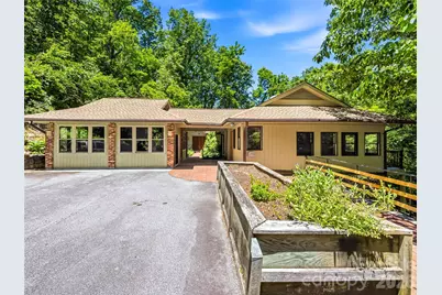 1430 Valmont Drive, Hendersonville, NC 28791 - Photo 3
