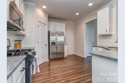 4354 Park South Station Boulevard, Charlotte, NC 28210 - Photo 9