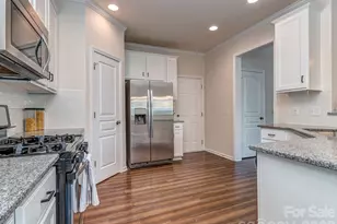 4354 Park South Station Blvd, Charlotte, NC 28210 - Photo 9