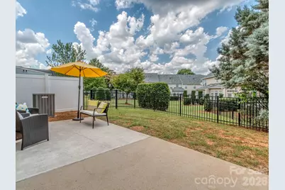 4354 Park South Station Boulevard, Charlotte, NC 28210 - Photo 25