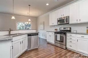 4354 Park South Station Blvd, Charlotte, NC 28210 - Photo 11