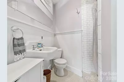 102 Courtland Avenue, Asheville, NC 28801 - Photo 17