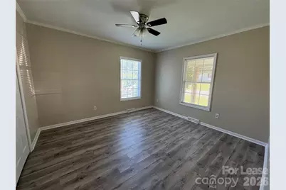 107 S Inman Avenue, Bessemer City, NC 28016 - Photo 7
