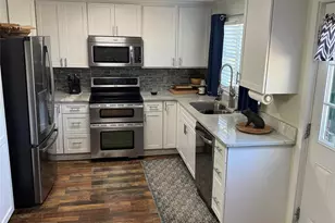 102 Phillips Rd, Spruce Pine, NC 28777 - Photo 3