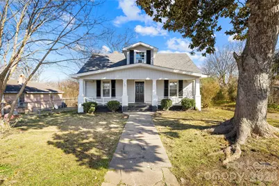 257 Jefferson Street, Statesville, NC 28677 - Photo 1
