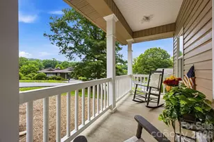 3121 Cove Loop Rd, Hendersonville, NC 28739 - Photo 7