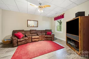 3121 Cove Loop Rd, Hendersonville, NC 28739 - Photo 31