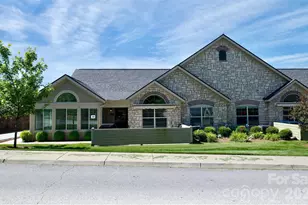 39 Braeburn Way, Flat Rock, NC 28731 - Photo 1