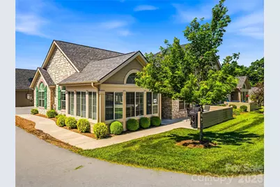 39 Braeburn Way, Flat Rock, NC 28731 - Photo 3