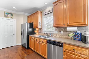 1900 Austin Pl Ln, Winston Salem, NC 27127 - Photo 9
