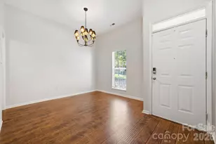 5701 Ebley Ln, Charlotte, NC 28227 - Photo 3
