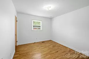 913 Harper Rd, Gastonia, NC 28056 - Photo 13